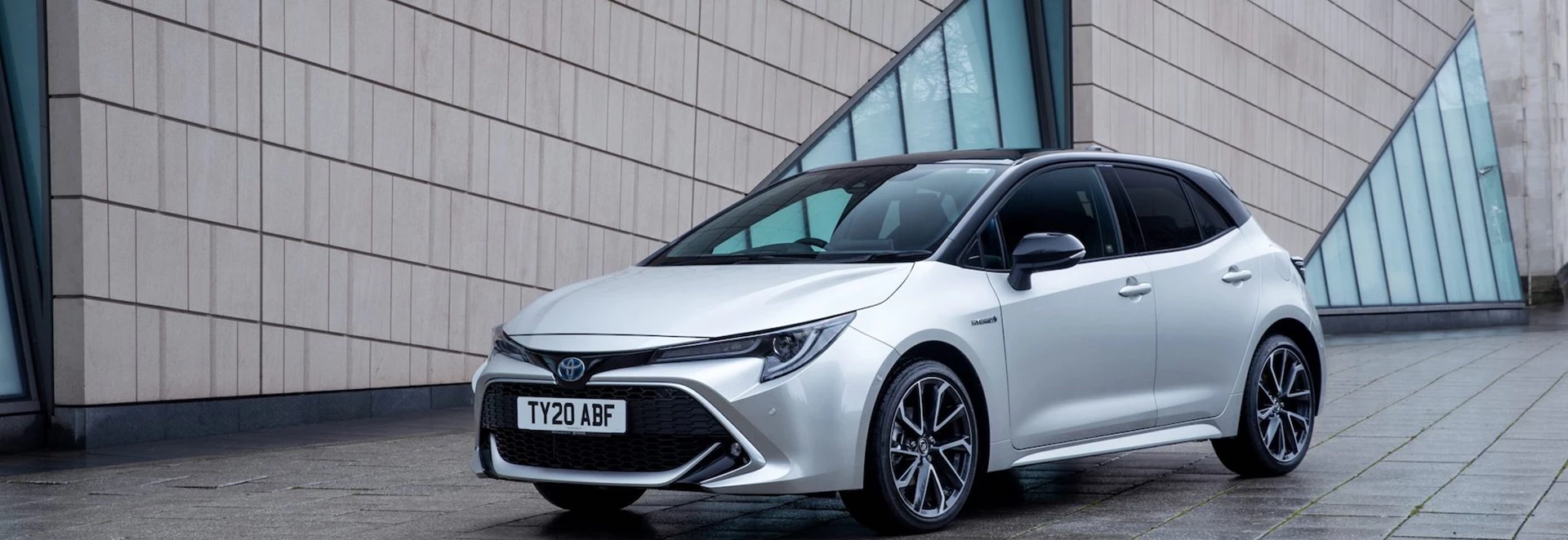 Toyota Corolla Hybrid 2021 Review